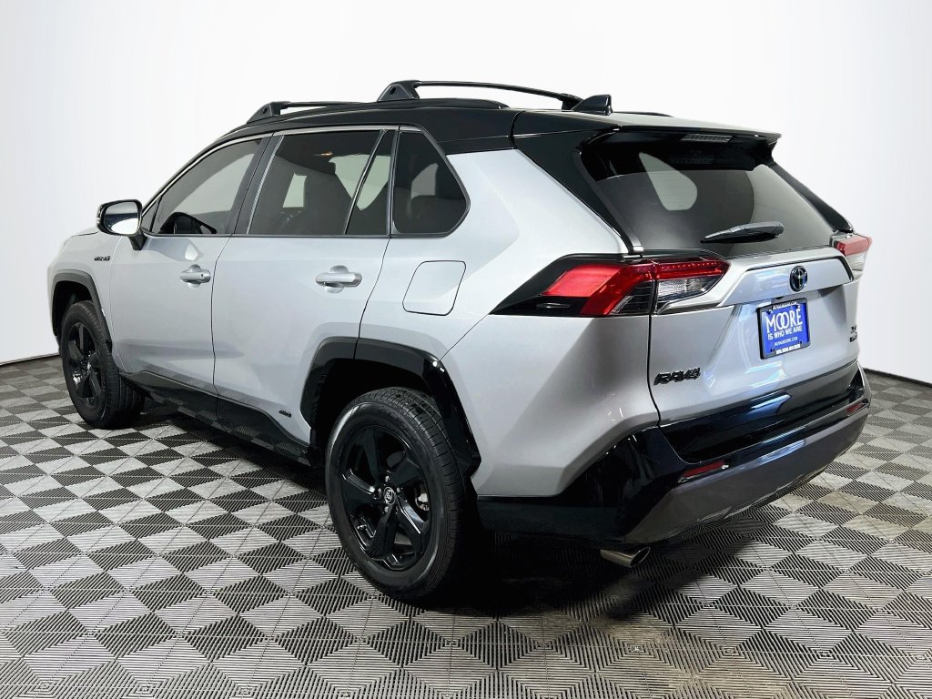 Used 2019 Toyota RAV4 XSE w/ XSE Weather Package AWD/4WD image 5