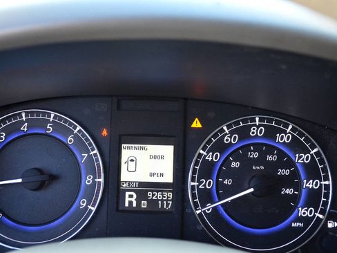 Used 2014 INFINITI QX50 Journey w/ Premium Package image 19