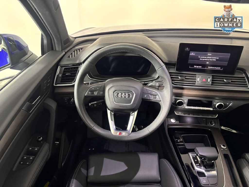 Used 2024 Audi Q5 e Premium Plus w/ Premium Plus Package AWD/4WD image 17