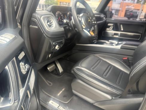 Used 2022 Mercedes-Benz G 550 image 9