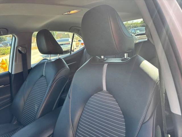 Certified 2019 Toyota Camry SE FWD image 17