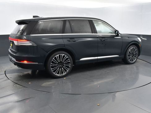 New 2025 Lincoln Aviator Black Label image 4