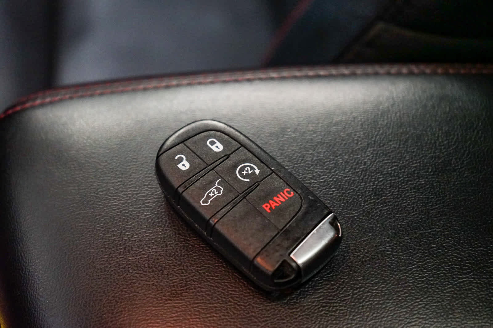 Used 2025 Dodge Durango GT AWD/4WD image 25