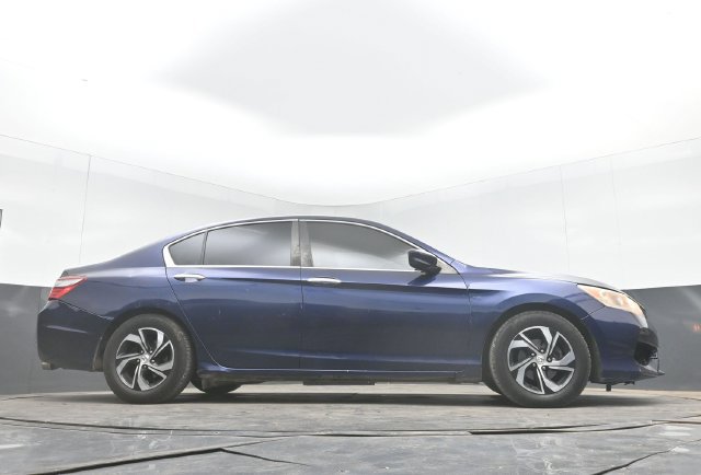 Used 2016 Honda Accord LX image 34