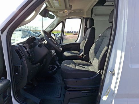 New 2025 RAM ProMaster 3500 w/ Roll-Up Rear Door Package image 8