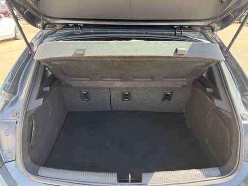 Used 2017 Chevrolet Cruze Premier FWD image 13