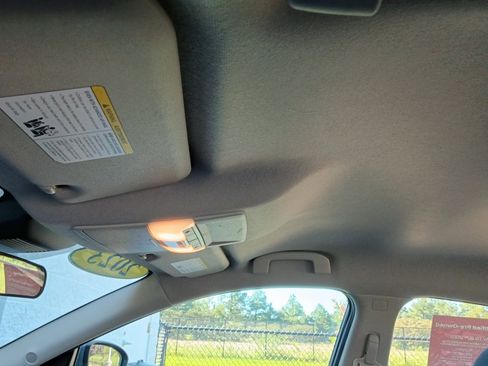Used 2023 Nissan Sentra S FWD image 21