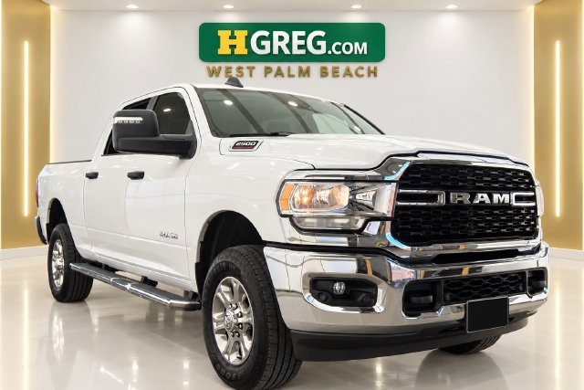 Used 2024 RAM 2500 Big Horn w/ Protection Group AWD/4WD image 4