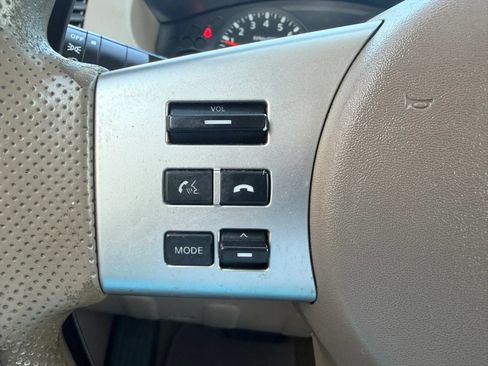 Used 2015 Nissan Frontier SV RWD image 15