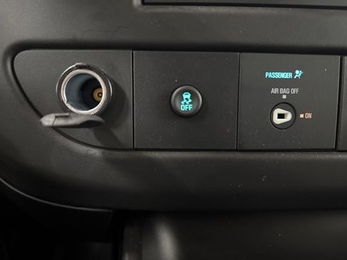 New 2025 Chevrolet Express 3500 w/ Power Convenience Package image 17