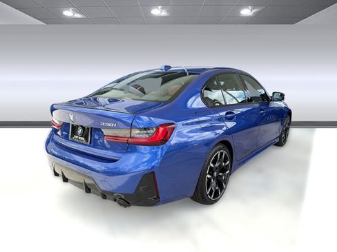 New 2026 BMW 330i Sedan w/ M Sport Package RWD image 9