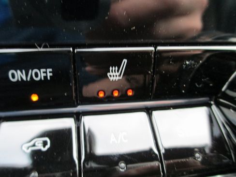 New 2026 GMC Canyon Elevation w/ Convenience Package image 16