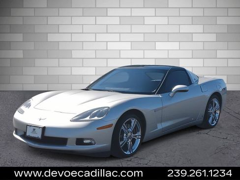Used 2008 Chevrolet Corvette Base image 1