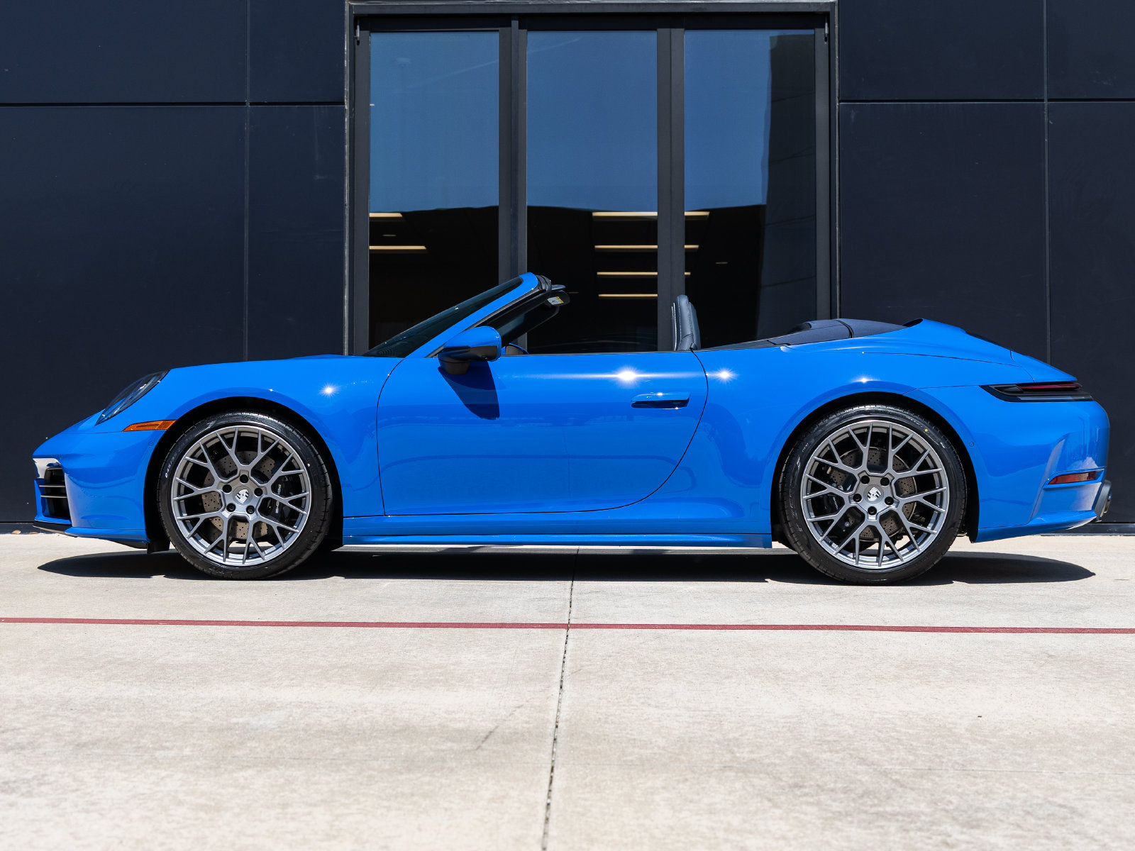 Certified 2026 Porsche 911 Carrera RWD image 2