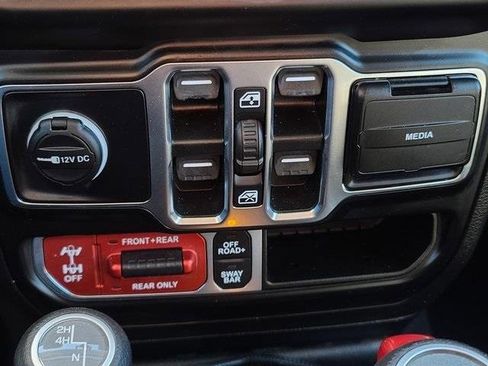 Used 2022 Jeep Gladiator Rubicon w/ LED Lighting Group image 22