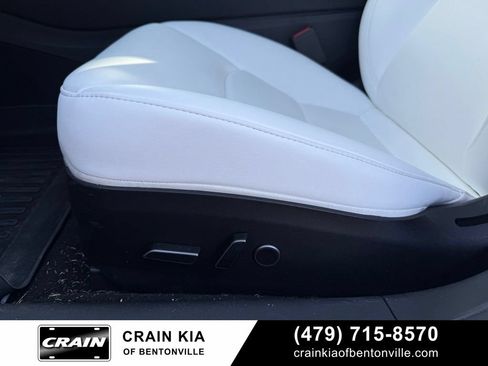 Used 2023 Tesla Model 3 Standard Range RWD image 11