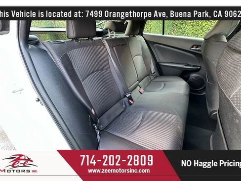 Used 2016 Toyota Prius Three image 22