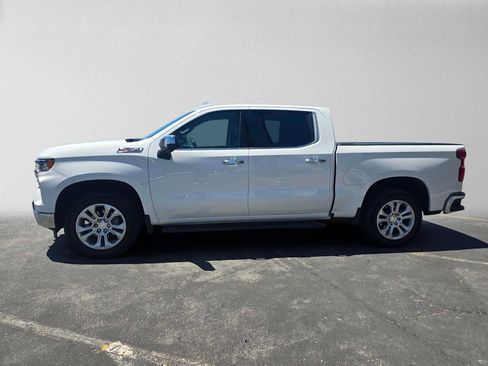 Used 2024 Chevrolet Silverado 1500 LTZ w/ Z71 Off-Road Package AWD/4WD image 6