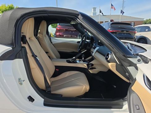 New 2026 MAZDA MX-5 Miata Grand Touring w/ Weather Package RWD image 16