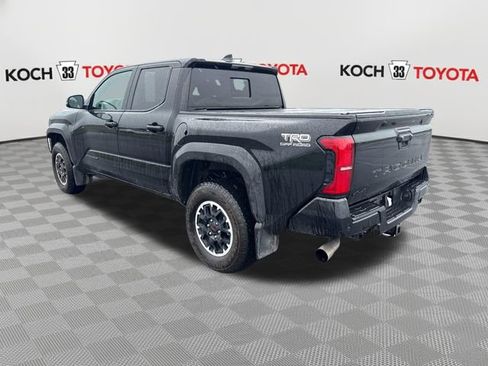 Used 2025 Toyota Tacoma TRD Off-Road w/ TRD Off Road Upgrade Package AWD/4WD image 6