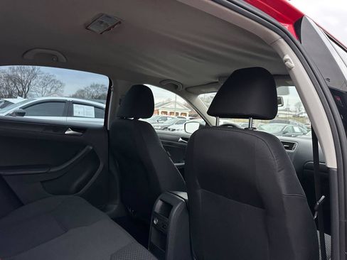 Used 2014 Volkswagen Jetta Sedan FWD image 32