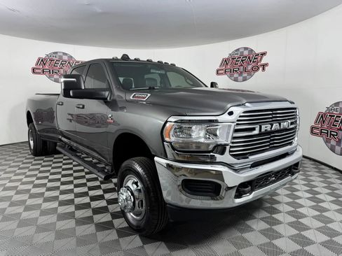 Used 2024 RAM 3500 Tradesman w/ Chrome Appearance Group AWD/4WD image 9
