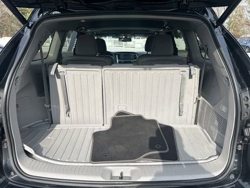 Used 2015 Toyota Highlander Limited image 6