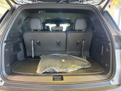 New 2026 Chevrolet Traverse Z71 w/ Driver Confidence Package image 13