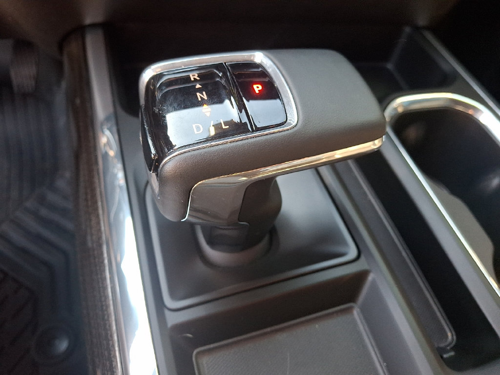 Used 2024 Chevrolet Silverado 1500 RST AWD/4WD image 15