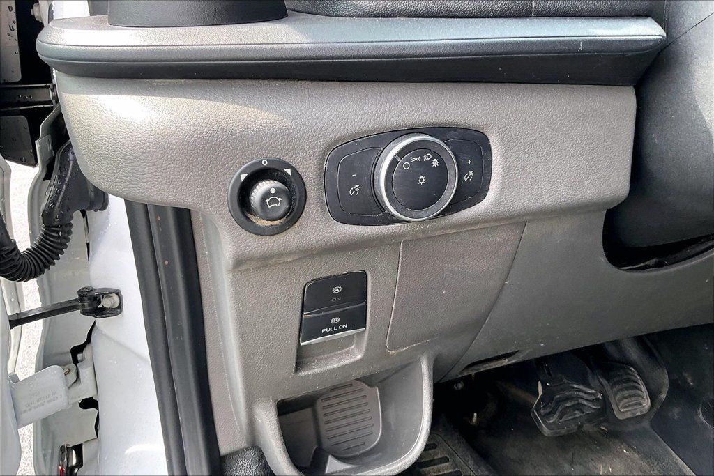 Certified 2023 Ford Transit 350 Medium Roof AWD image 35