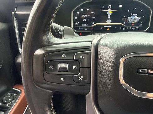 Used 2023 GMC Sierra 1500 Denali Ultimate AWD/4WD image 32