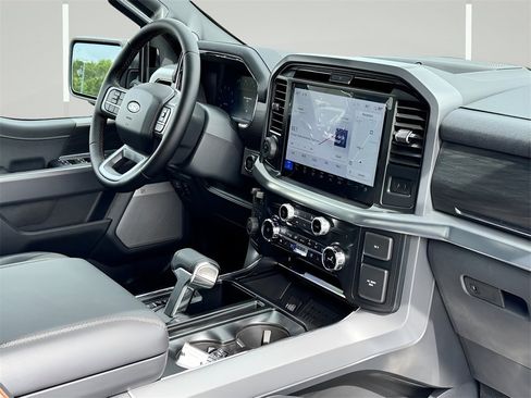 New 2025 Ford F150 Lariat w/ Equipment Group 501A Mid image 6