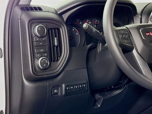 New 2026 GMC Sierra 2500 Pro w/ Convenience Package AWD/4WD image 4