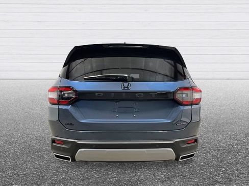 New 2026 Honda Pilot Touring image 4