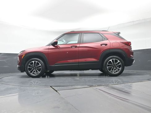 Used 2024 Chevrolet TrailBlazer LT image 28