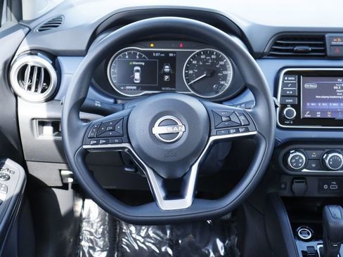 Used 2025 Nissan Versa SV FWD image 24