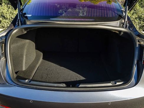 Used 2018 Tesla Model 3 Long Range image 28