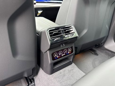 New 2026 BMW M5 Touring AWD/4WD image 21
