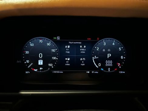 Used 2024 Land Rover Defender 130 X AWD/4WD image 18