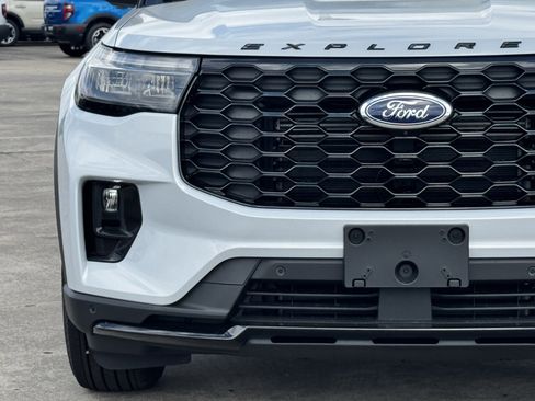 New 2026 Ford Explorer ST-Line image 6