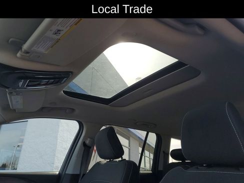 Used 2023 Jeep Grand Cherokee Laredo image 7