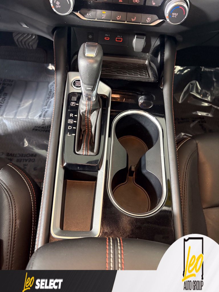Used 2024 Nissan Altima 2.5 SR w/ SR Premium Package FWD image 19