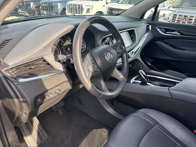 Used 2018 Buick Enclave Essence FWD image 10