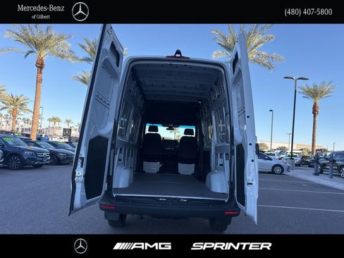 New 2025 Mercedes-Benz Sprinter 2500 image 7