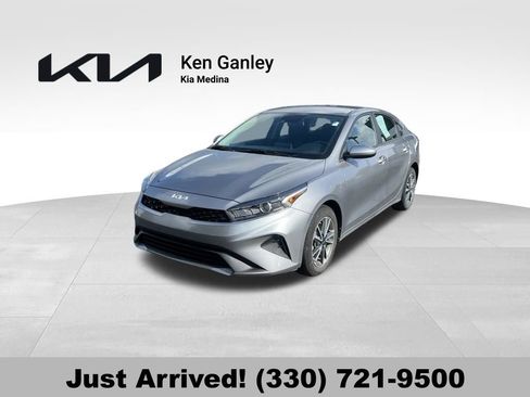 Certified 2024 Kia Forte LXS FWD image 1