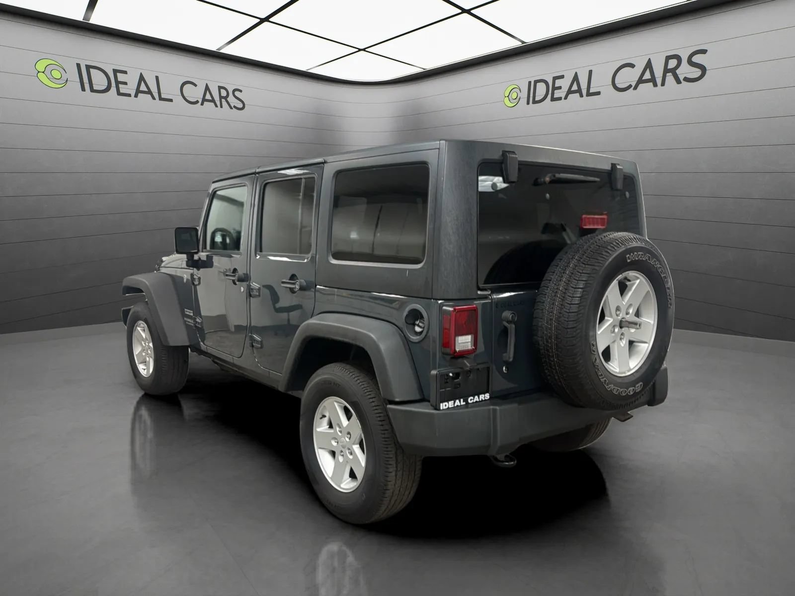 Used 2017 Jeep Wrangler Unlimited Sport w/ Quick Order Package 24S AWD/4WD image 7