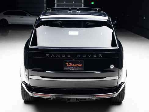 Used 2023 Land Rover Range Rover SV AWD/4WD image 25