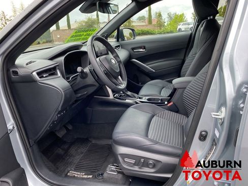 Used 2024 Toyota Corolla Cross AWD Hybrid w/ Convenience Package image 33