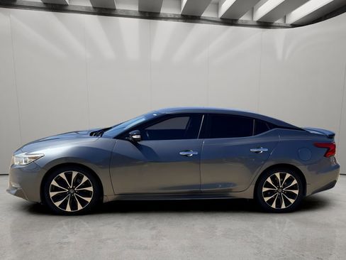 Used 2016 Nissan Maxima SR FWD image 2