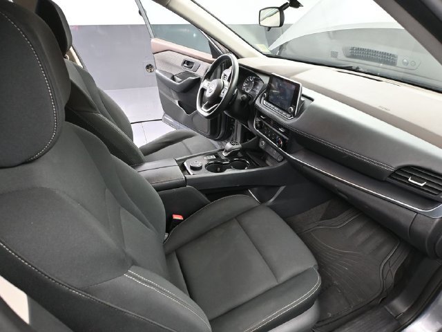 Used 2023 Nissan Rogue S AWD/4WD image 37